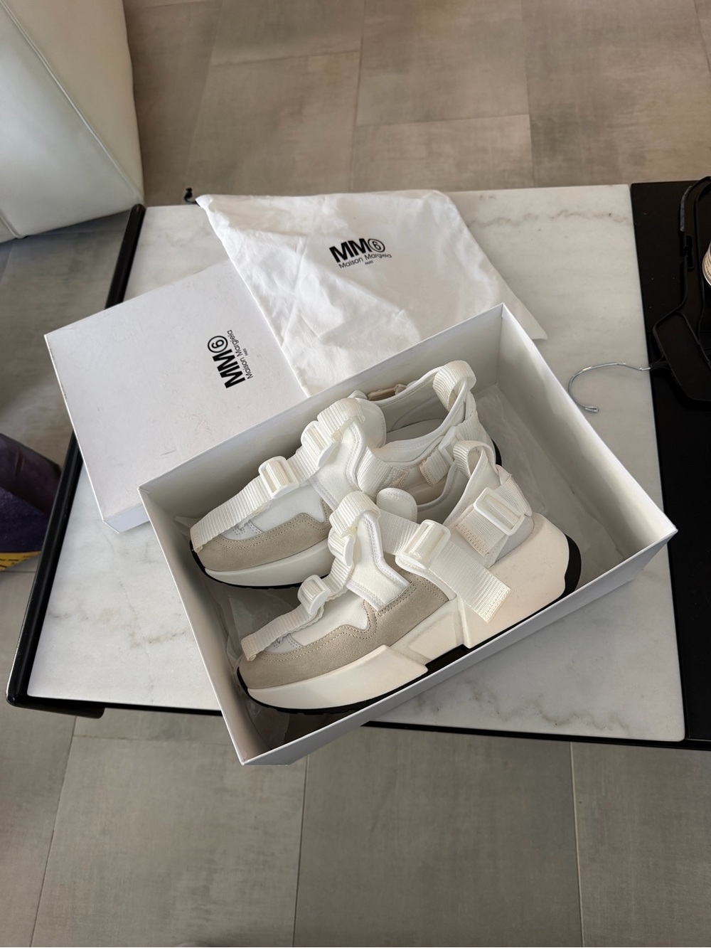 MM6 Maison Martin Margiela Kids Cream and White Strap Sneakers